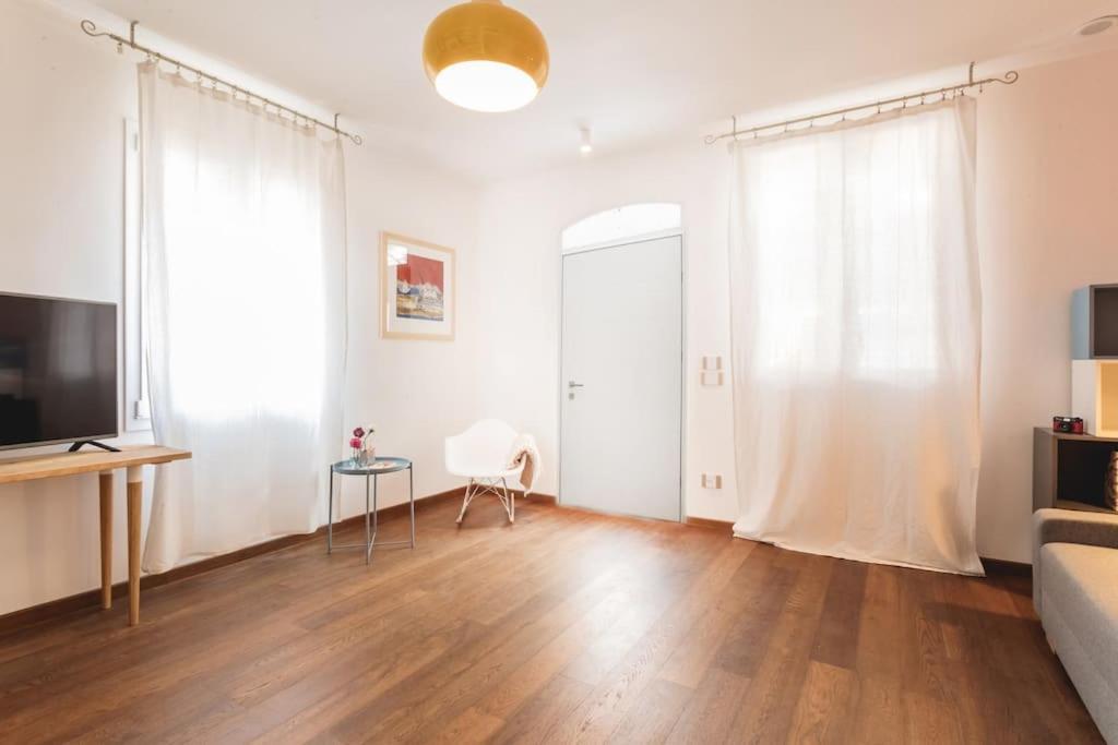 Casa Di Design Nel Cuore Di Римини Экстерьер фото